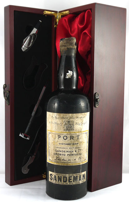 1945 Sandeman Vintage Port 1945