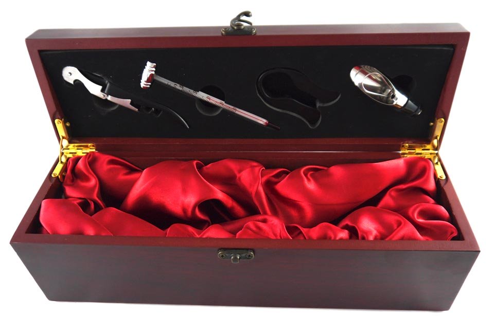 Deluxe Vintage Wine accessories box