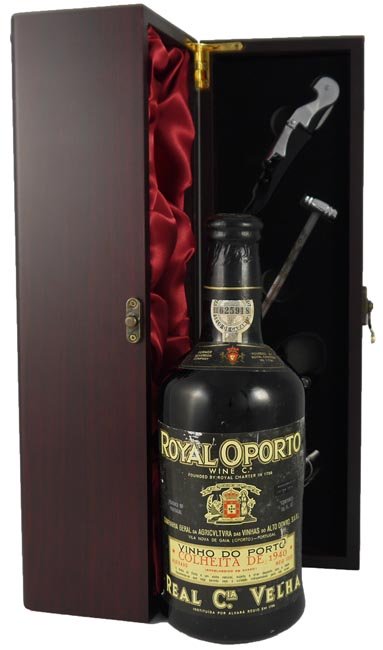 1940 Real Companhia Velha Royal Oporto Colheita Port 1940
